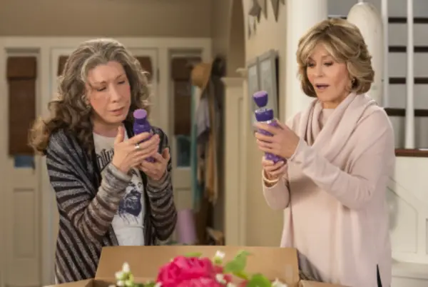 Grace And Frankie Your New Netflix Binge New York Gal