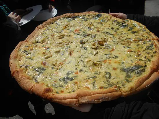 Artichoke Pizza