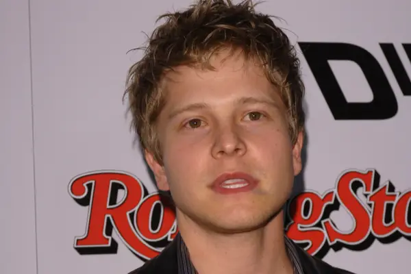 Matt Czuchry learned from the sets of Gilmore Girls
