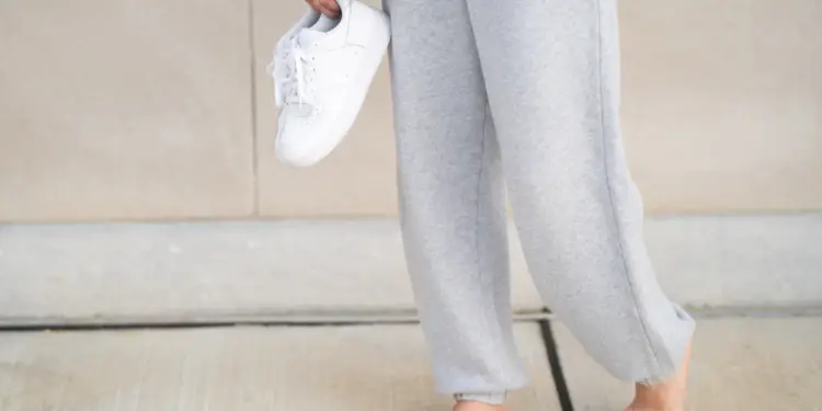 inexpensive sweatpants